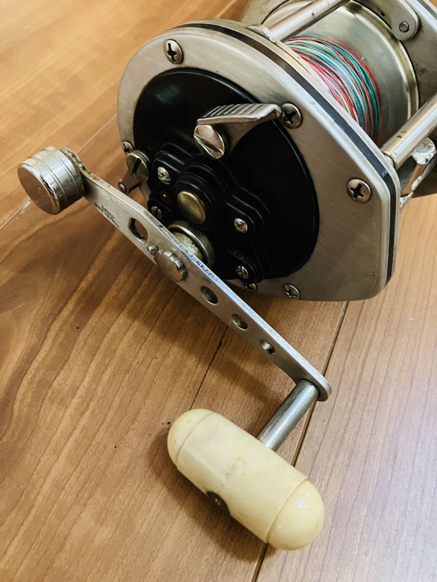 希少 ダイワ ダイナミック 2000S DAIWA Dynamic 2000S 両軸リール 稼働