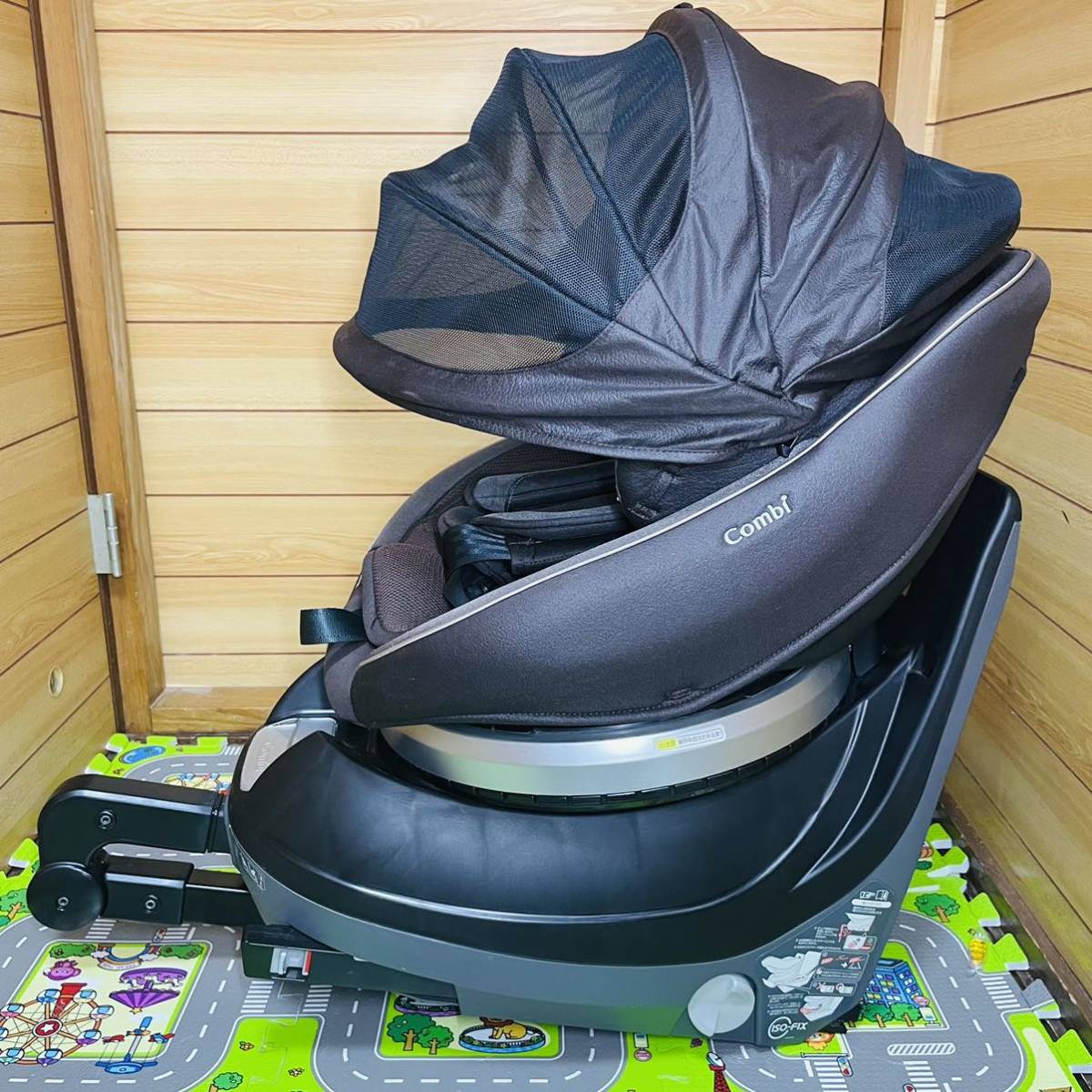 即決 使用6ヶ月程 美品 コンビ クルムーヴ スマート ISOFIX ブラウン