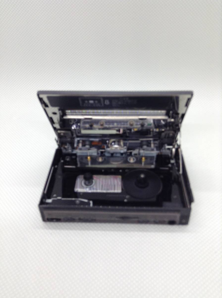 U607○AIWA アイワ ポータブルカセットプレーヤー カセット