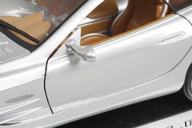 Maisto マイスト 1/18 Mercedes-Benz メルセデスベンツ VISION SLR