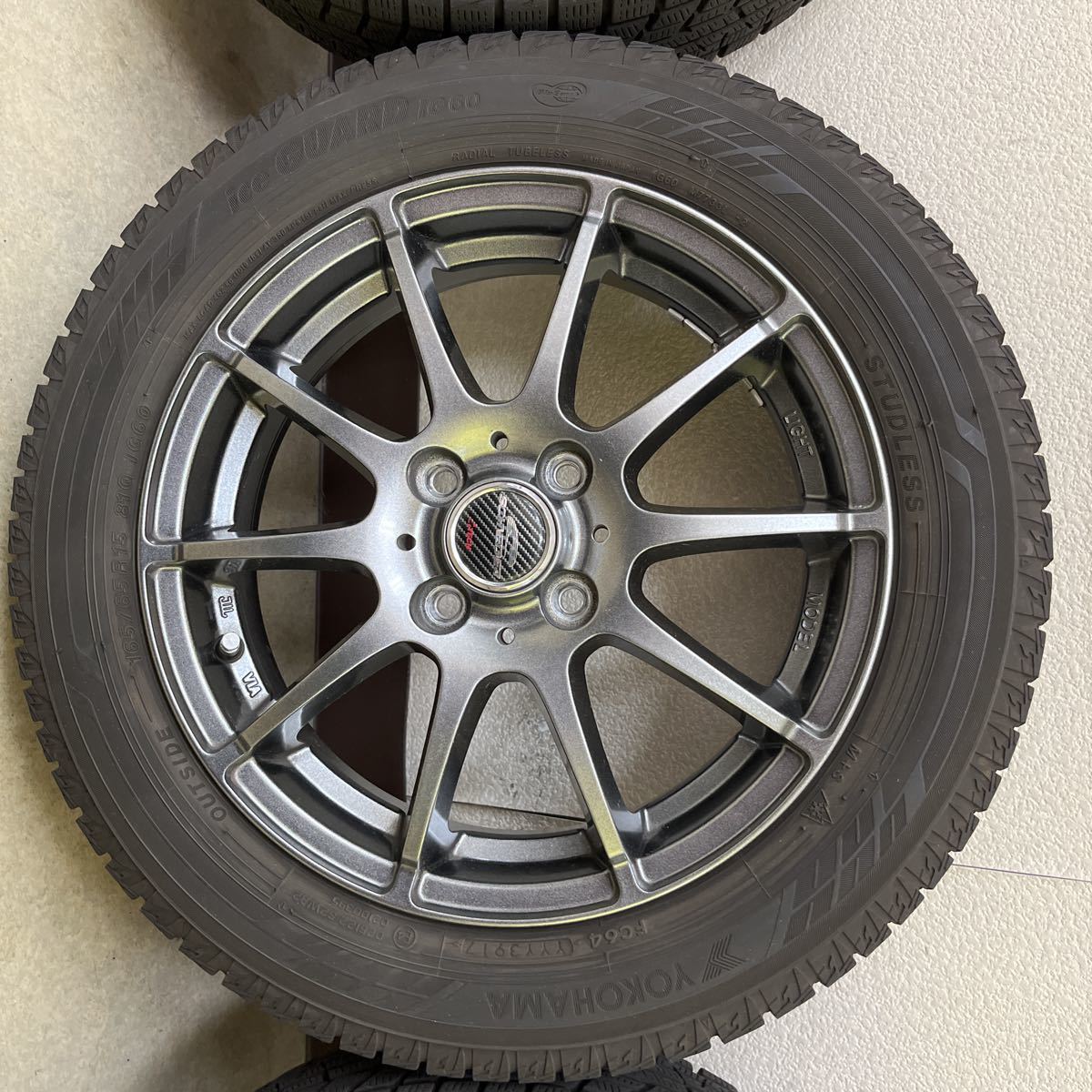 YOKOHAMA iceGUARD 165⁄65R15 81Q アイスガード ヨコハマ スタッドレス