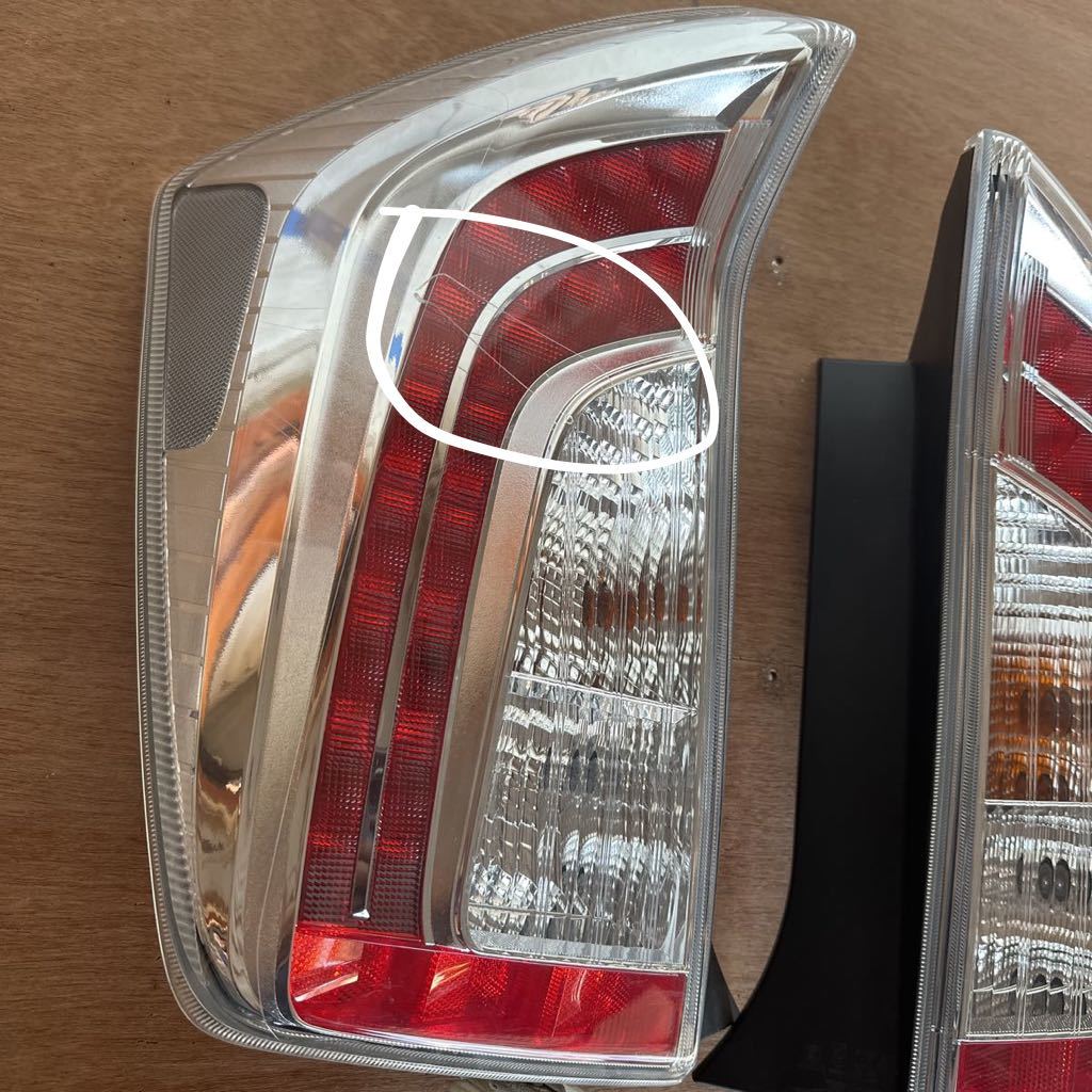 プリウス ZVW30 後期 純正 テールランプ 右 STANLEY 47-55 後期