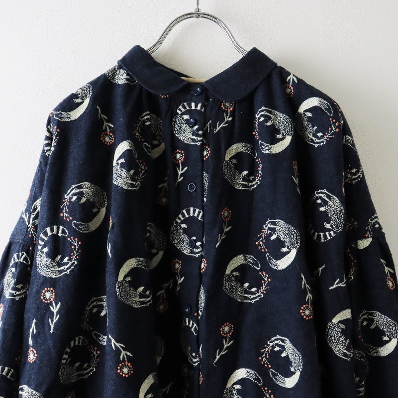 マーブルシュッド　アナグマ マーブルシュッド marble SUD EMB ANAGUMA アナグマ柄刺繍ブラウス