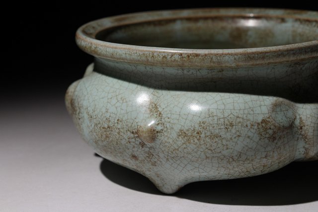 博物館展示品 来歴有 1359 宋時代 汝窯三足香炉 幅約15cm (検)青磁 香