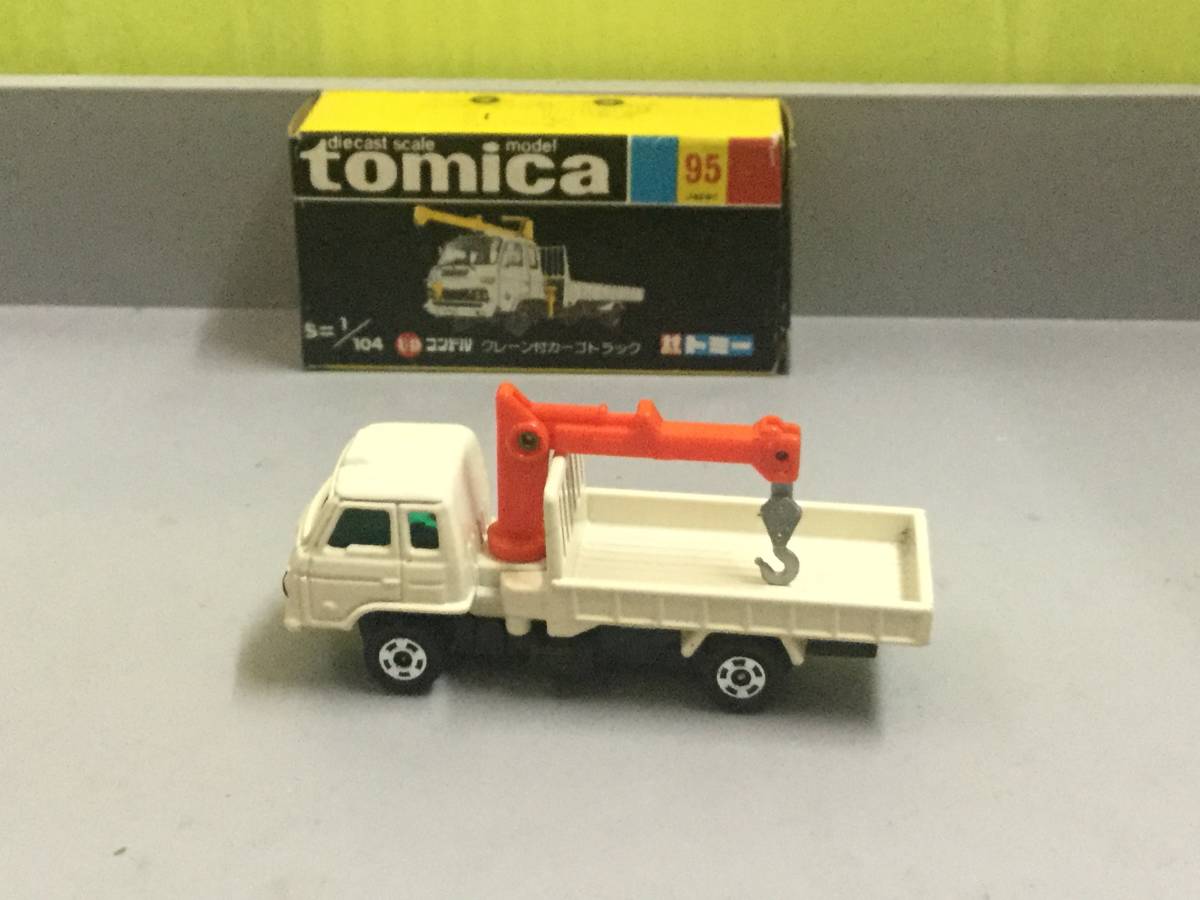 3701)トミカ 黒箱 日本製 UD コンドル クレーン付 カーゴ トラック