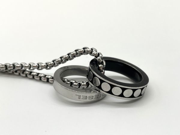 DIESEL ディーゼル ダブルリング ネックレス ペンダント ブラック