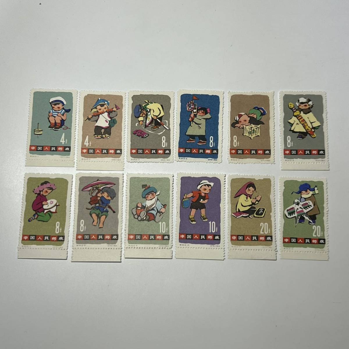 1円~【コレクター放出品】未使用 中国切手 特54 12種完 1963
