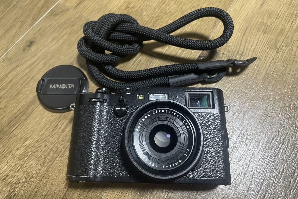FUJIFILM X100F ブラック 黒 実用品 X100F FUJIFILM ブラック ジャンク