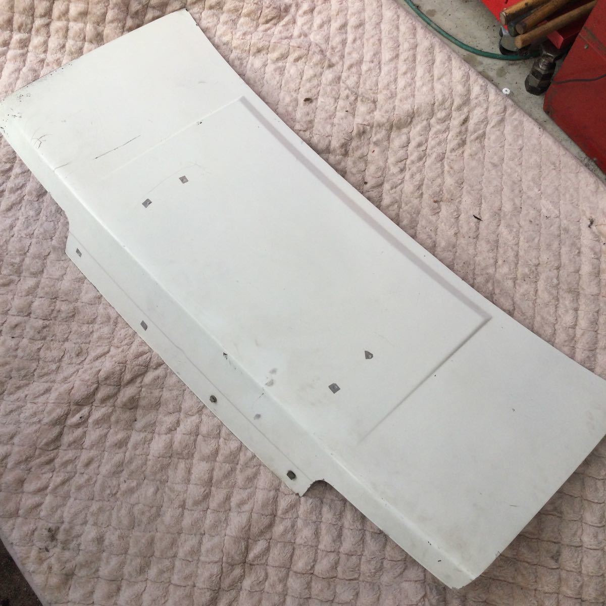 AE86 カローラレビン 2ドア 後期にて使用 FRPトランク 中古品です