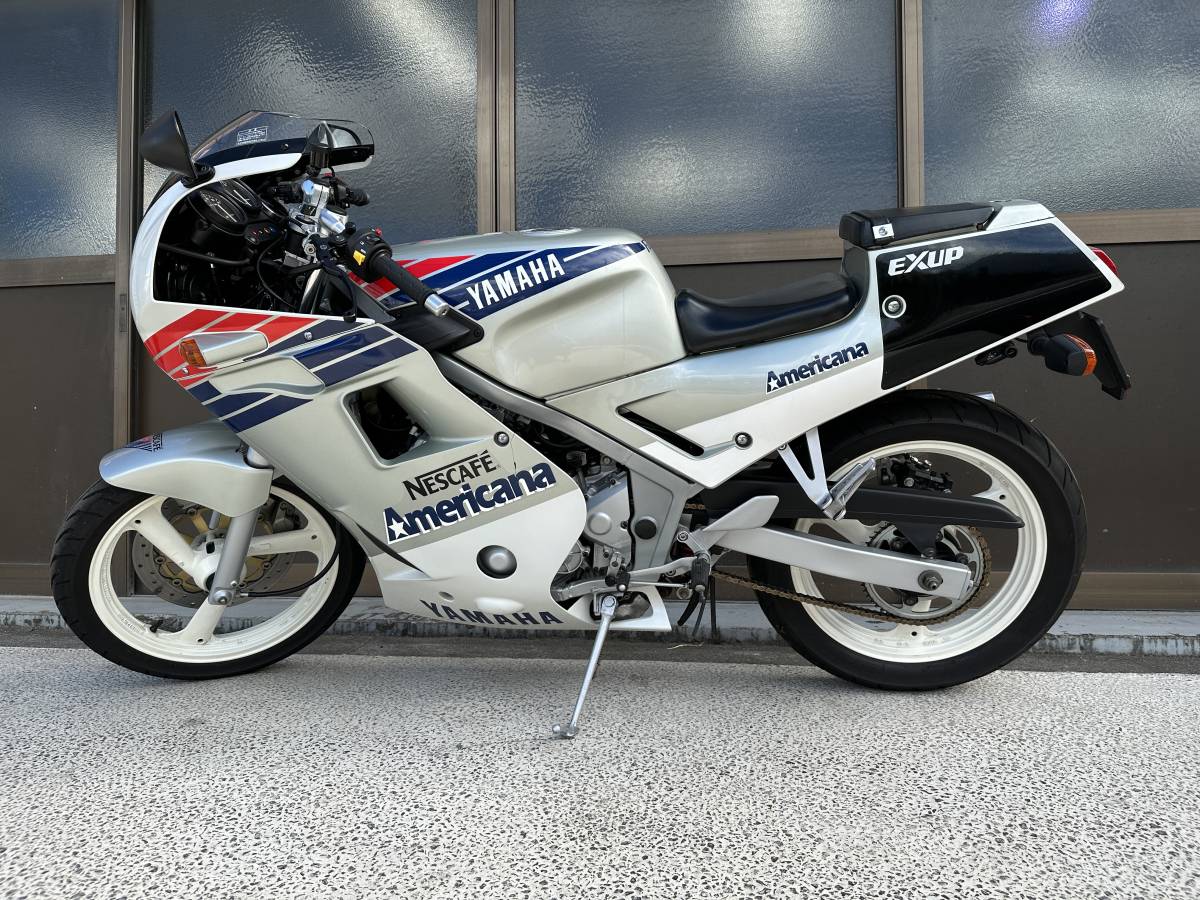 FZR250 中古限定カラーのネスカフェ・アメリカーナ (3HX) 2KR