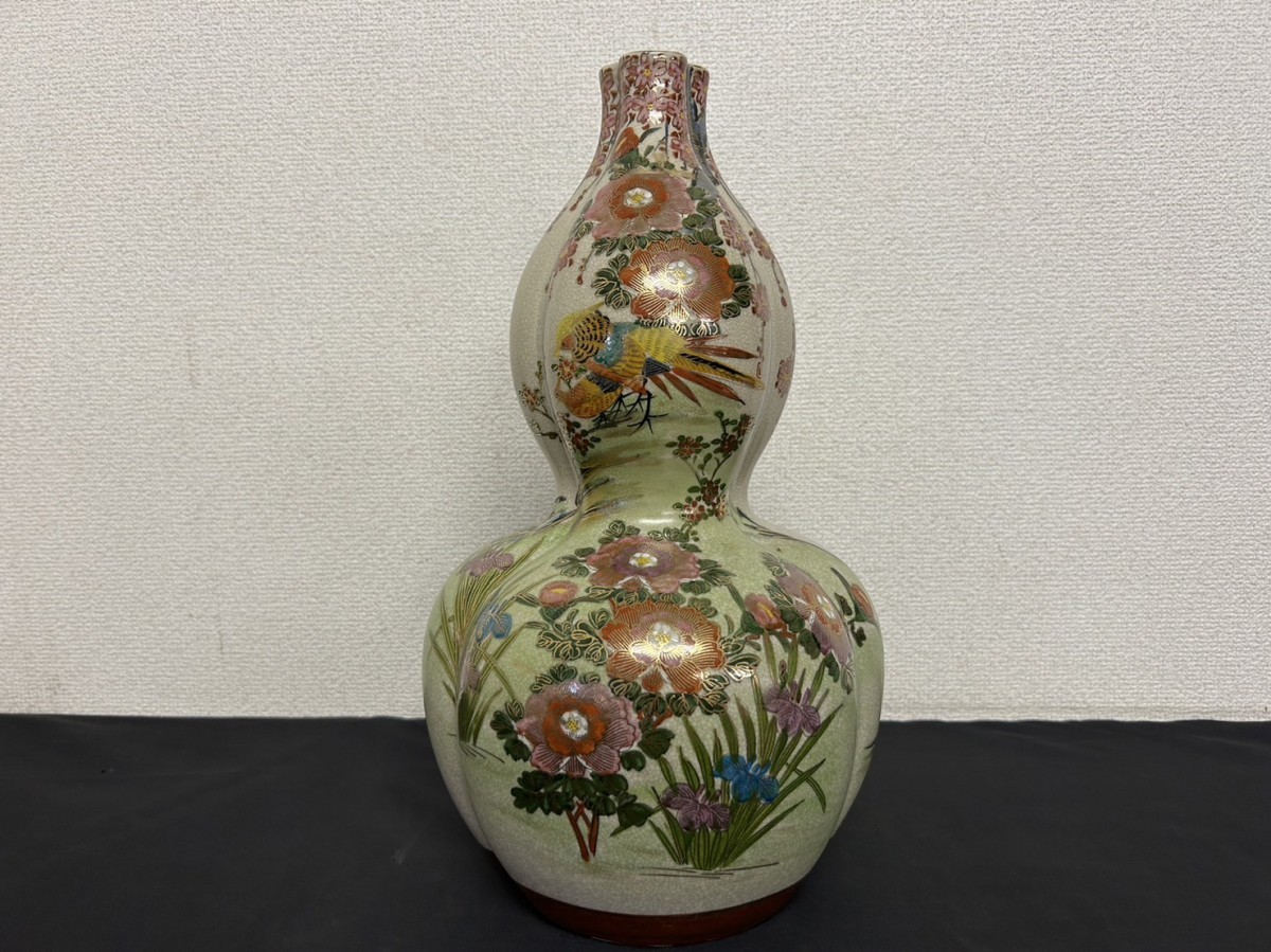 A3 薩摩焼 花瓶 瓢箪型 金彩色絵 花柄 鳥 在銘 工芸品 高さ約37㎝ 骨董 