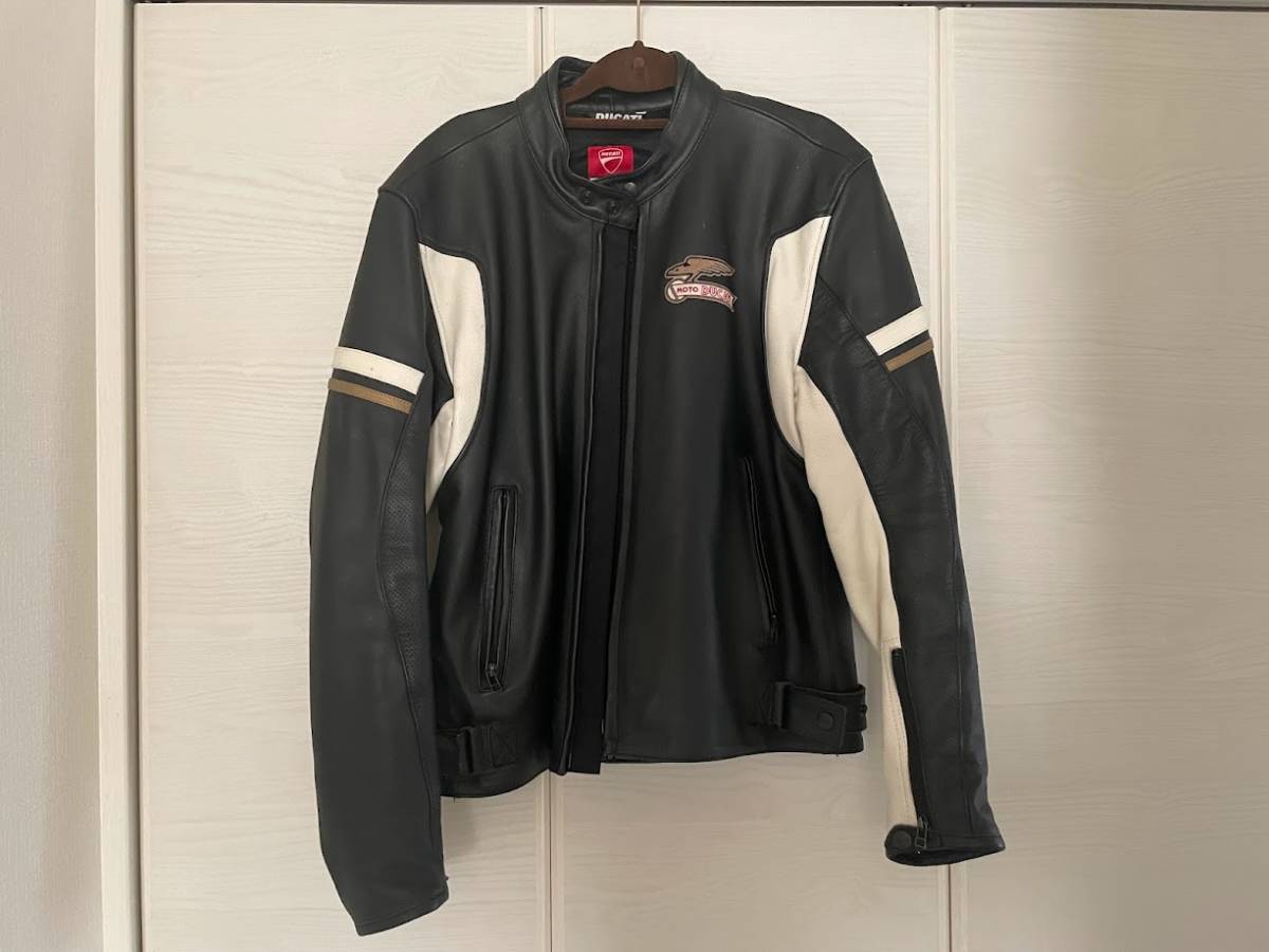ドゥカティ革ジャンbyダイネーゼ　50サイズ