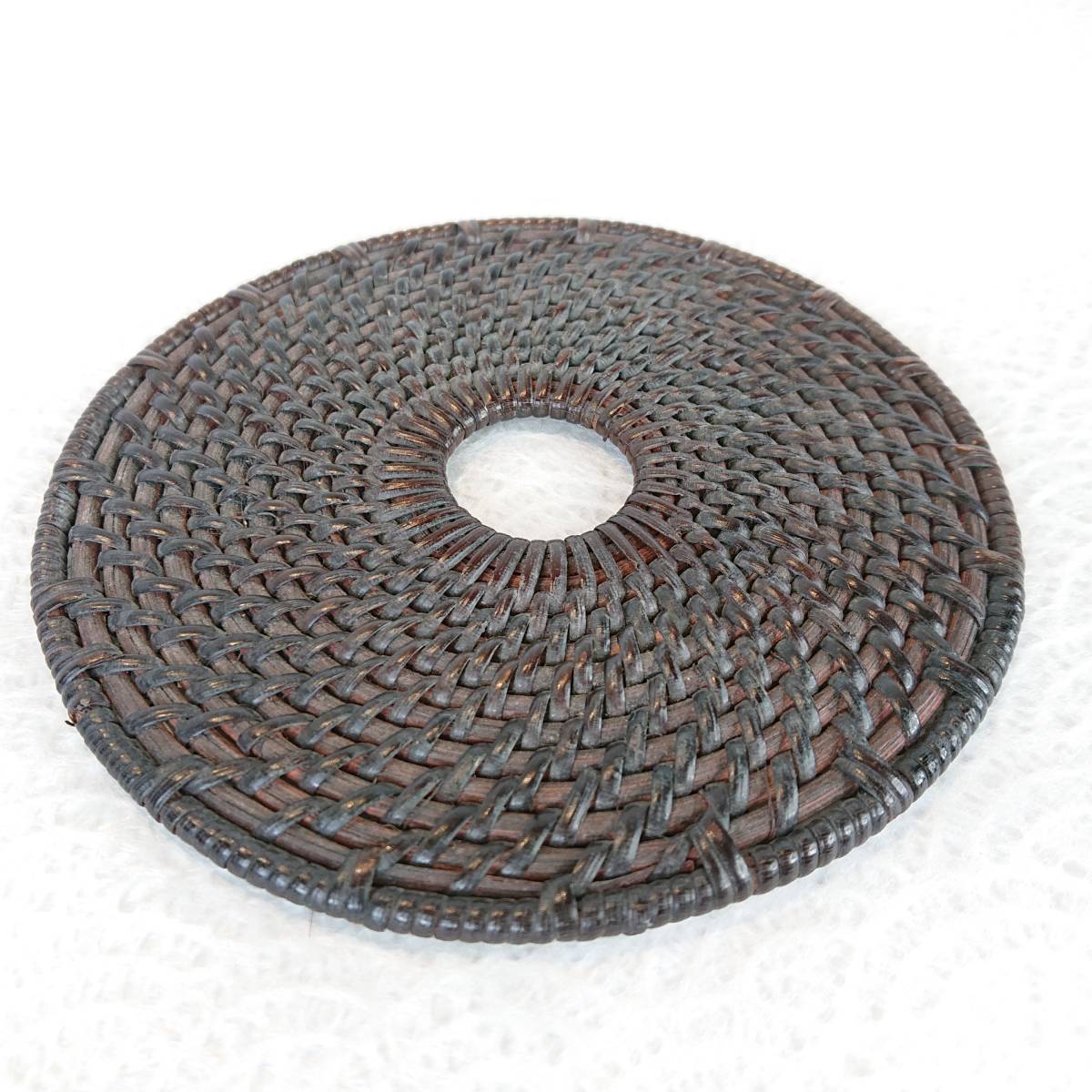 A07-1013　茶道具 組釜敷 籐 利休形 籐 茶道具 今屋静香園 籐編釜敷利休形 新古品 御園