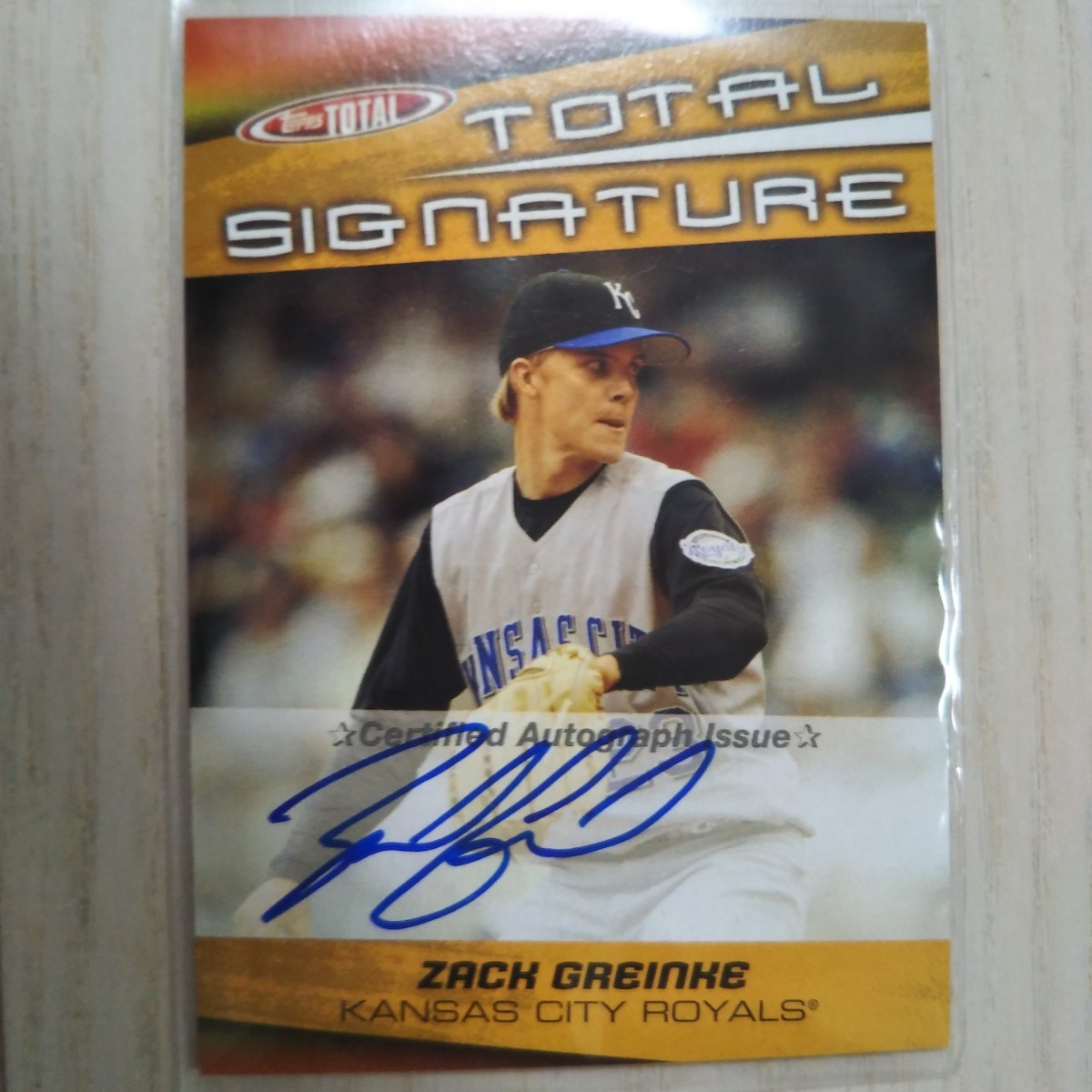 大人気，格安 1円スタート ZACK GREINKE 2005 TOPPS TOTAL SIGNATURE CERTFIED AUTOGRAPH ISSUE TS-ZG グレインキー 直筆サイン 直書き(Topps)｜売買されたオークション情報、yahooの商品情報をアーカイブ公開 - オークファン シングルカード