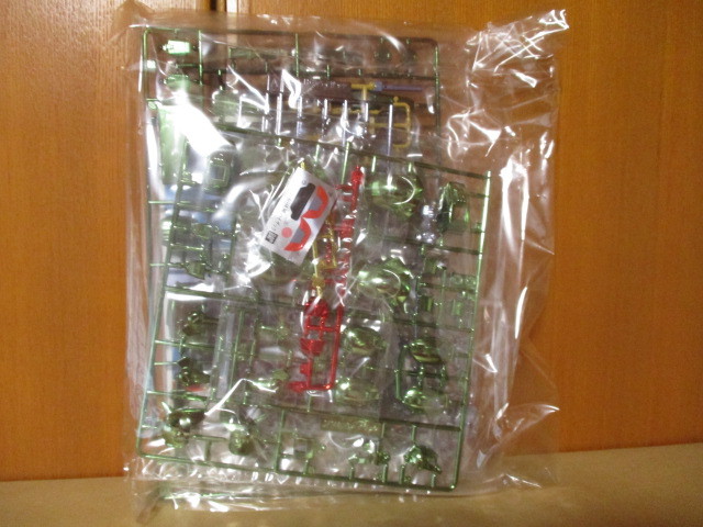 キャラホビ2004限定 1/144 HG HGUC Zガンダム メッキバージョン 