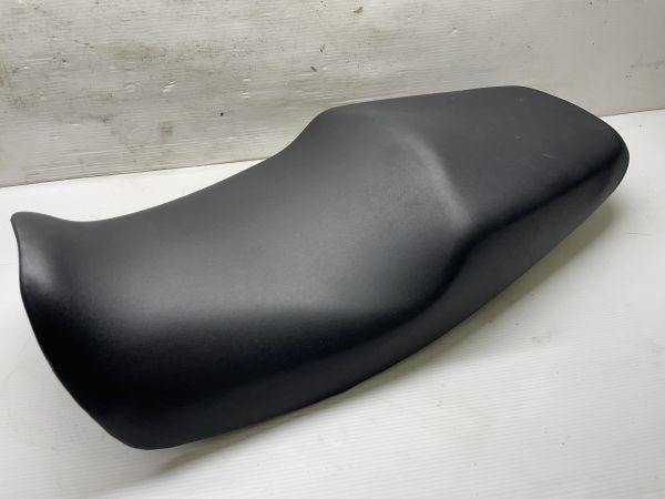 ホンダ CB400SF シート HA-85【C5】NC39 スペック3 VTECⅢ