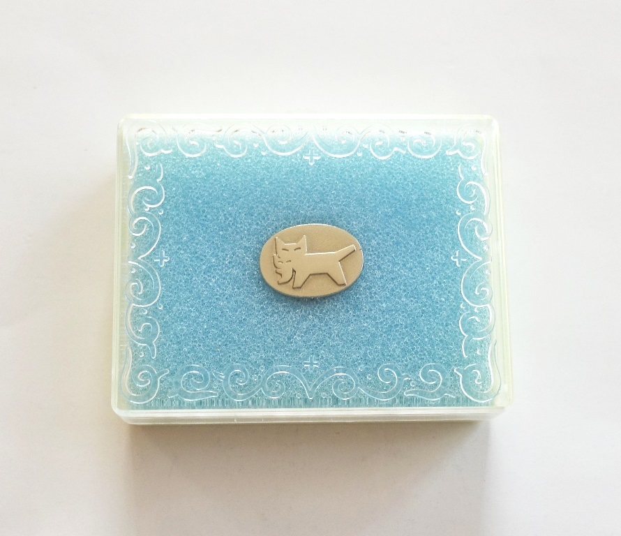 ヤマト運輸 社章 クロネコヤマト 社章バッジ 非売品 社章 新バージョン(現行バージョン) 希少 レア