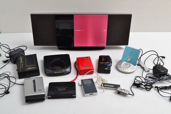 初代ウォークマンがかっこいい。20th Anniversary 1979-1999 WALKMAN