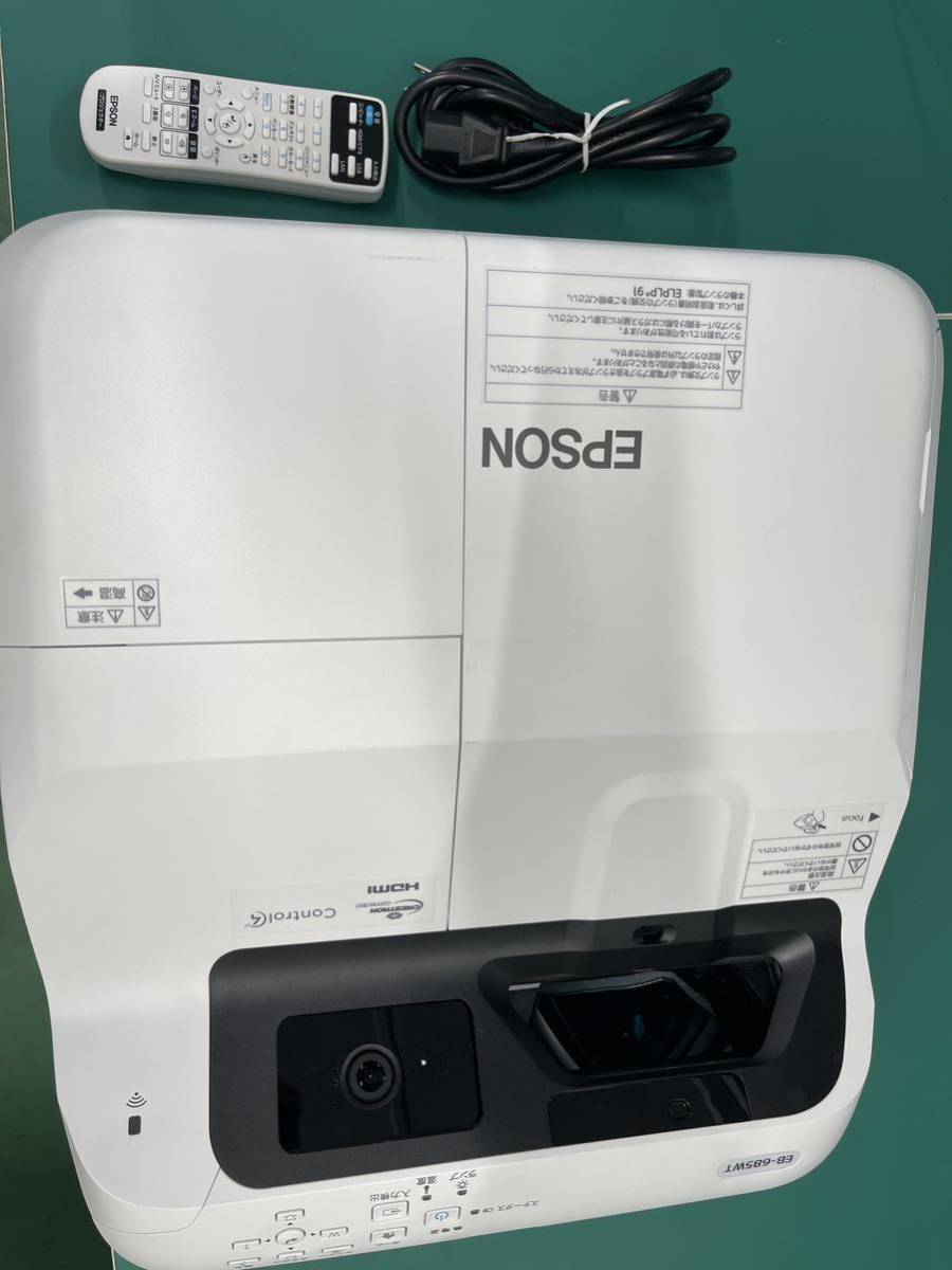EPSON LCD PROJECTOR EB-685WT プロジェクタ HDMI対応