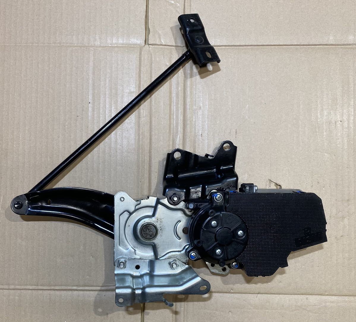 動作確認済み！ANH20 GGH20 ヴェルファイア アルファード パワーバックドア モーター リア ゲート モーター　ATH20