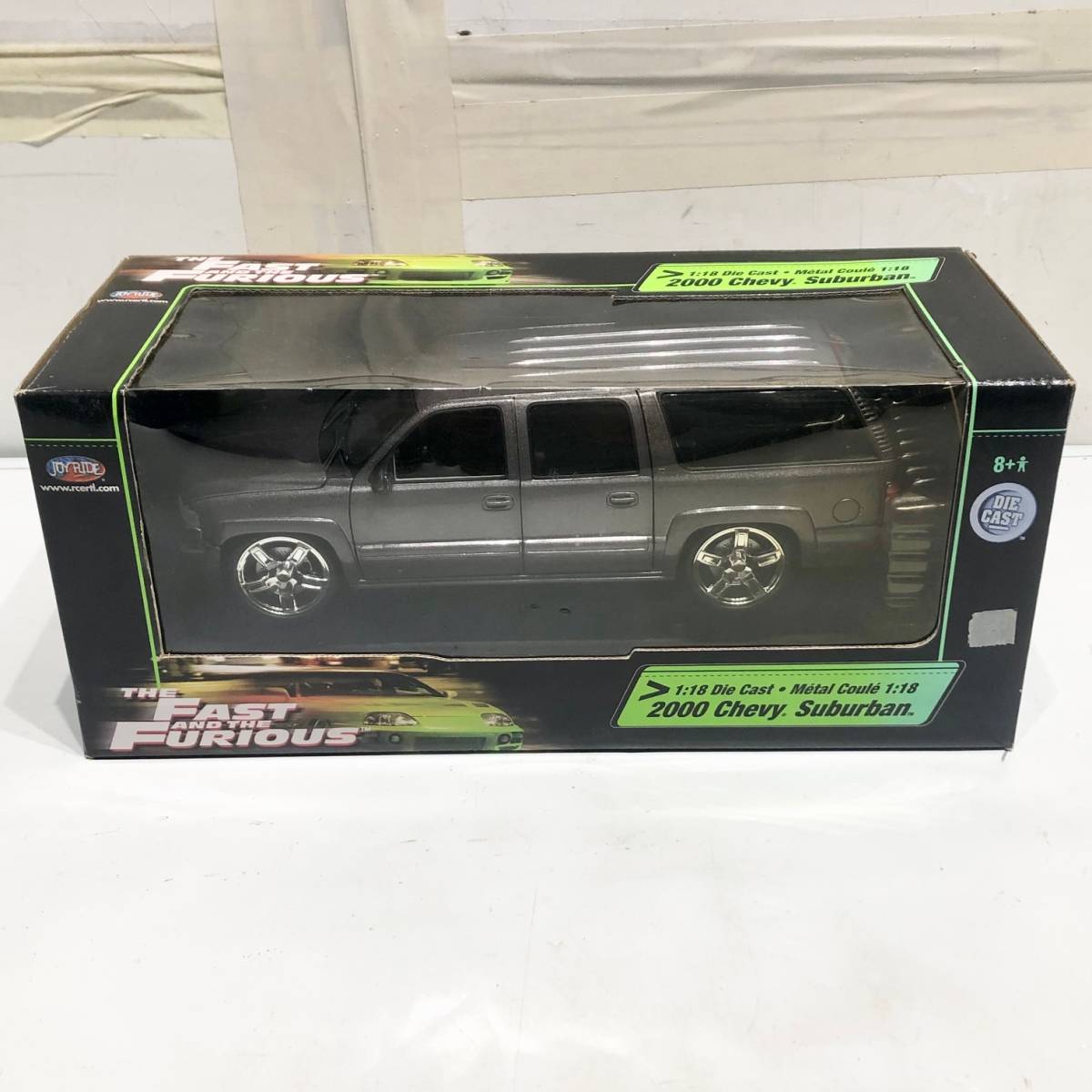 ミニカー 2000 CHEVY SUBERBAN 1/18 JOY RIDE ミニカー 2000 CHEVY SUBERBAN 1/18 JOY RIDE Joy Ride 1/18 シェビー
