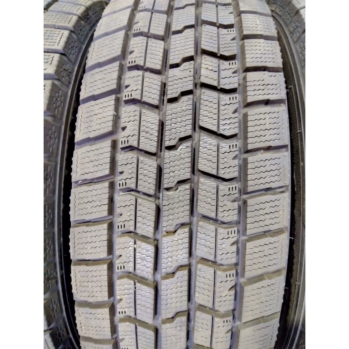 グッドイヤー ICE NAVI 7 205/60R16 4本◇2021年製9~9.5分山 