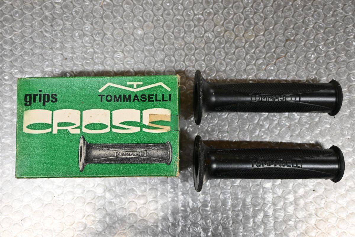 当時物 新品 トマゼリ CROSS グリップ 黒 14 Z1 Z2 KZ900 KZ1000 Z750FX Z400FX KH400 GS400 GT380 GS750 XJ400 CB400F CB750K