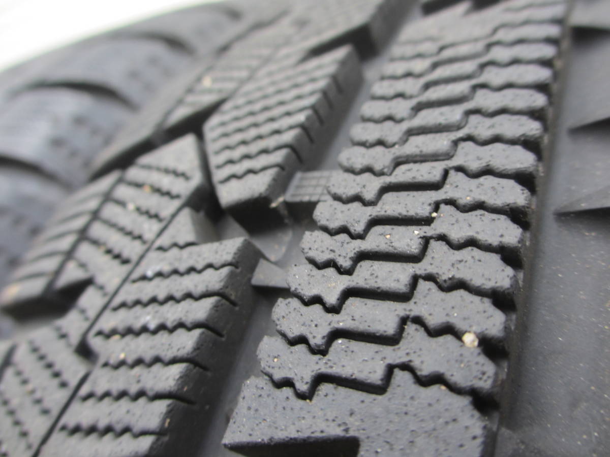 ◇トヨタ◇プリウスα純正◇スタッドレス◇TOYOガリット GIZ◇215/50R17 