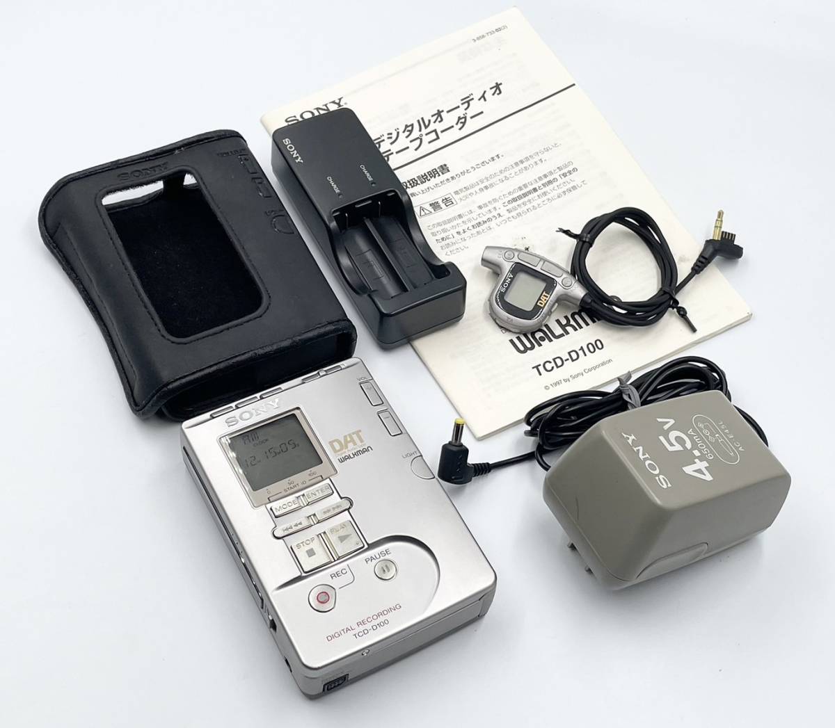 美品】SONY DAT WALKMAN TCD-D100 純正リモコン 希少】SONY TCD-D100用