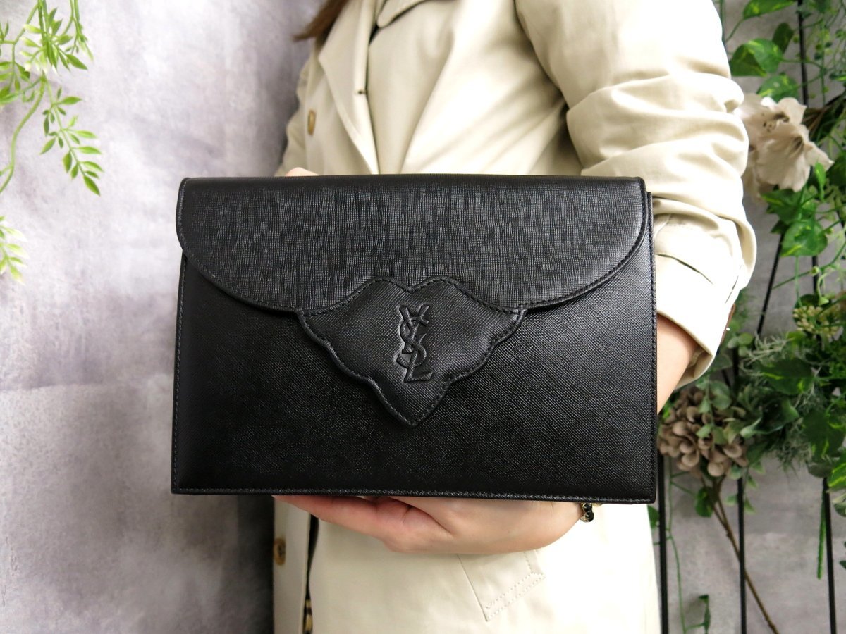 LAURENT SAINT Yves Saint 超極美品 ブラック YSL 三つ折り財布 