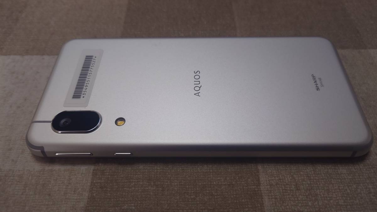 AQUOS sense3 basic au SHV48 シルバー【中古・美品】 | CONTRALINEA.NET