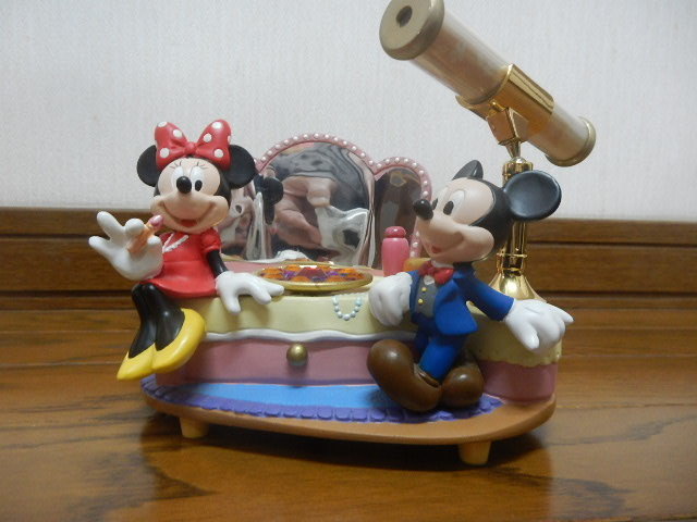 ディズニー ミッキー＆ミニー オルゴール 万華鏡 曲名 星に願いを
