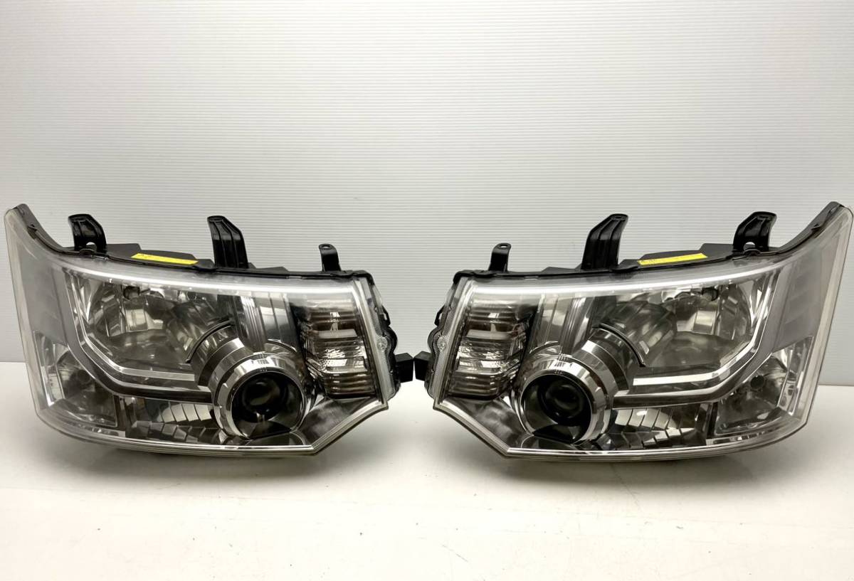埼玉激安 三菱 デリカ D:5 CV1W CV2W CV4W HID ヘッドライト 左右
