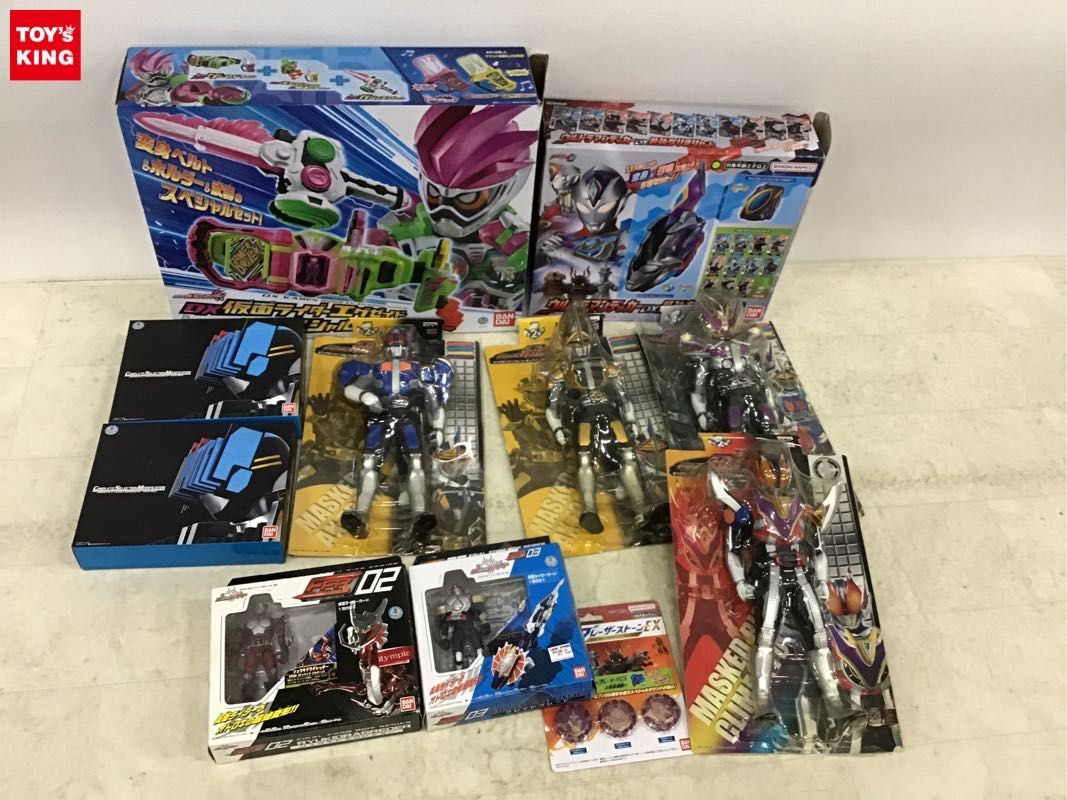 1円〜 同梱不可 ジャンク CSMライダーカード バインダー ディエンド、ビッグサイズソフビフィギュアインブリスター仮面ライダー電王 他