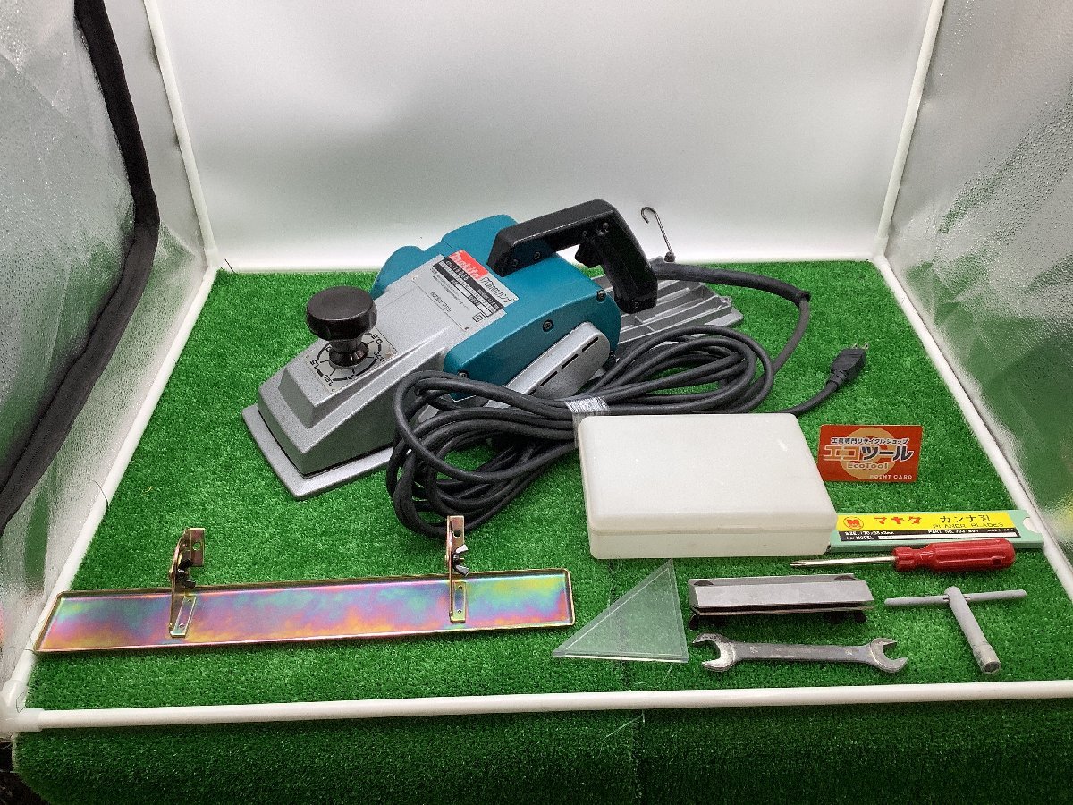 驚きの破格値，セール 領収書発行可 Makita/マキタ 170mm電動カンナ 1806B ITSE2PT0NH00(電動かんな)｜売買されたオークション情報、yahooの商品情報をアーカイブ公開 - オークファン 電動かんな