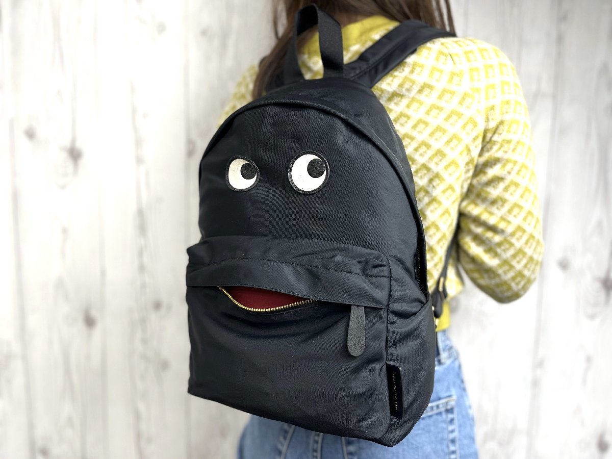 極美品 ANYA HINDMARCH アニヤハインドマーチ アイズ バックパック