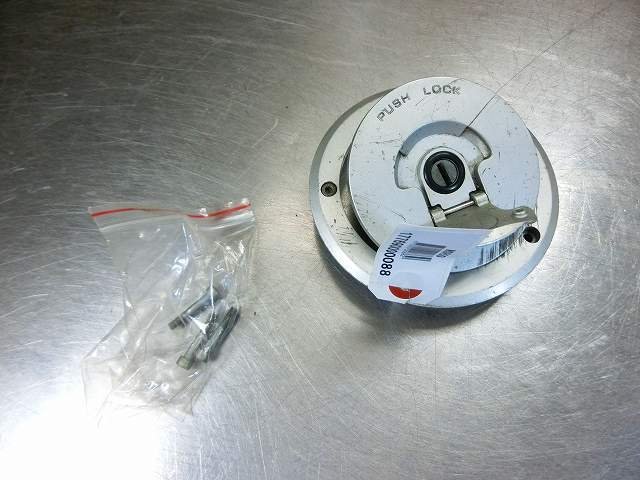 専用品　 NSR50 NSR80 ガソリンタンクキャップ NSR50 ガソリンタンクキャップ、キー欠品☆AC10、NSR80、レーサー