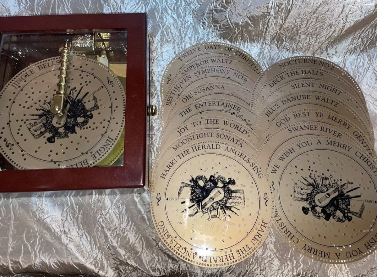 中古品・箱なし】ミスタークリスマス ディスクオルゴール ディスク16枚