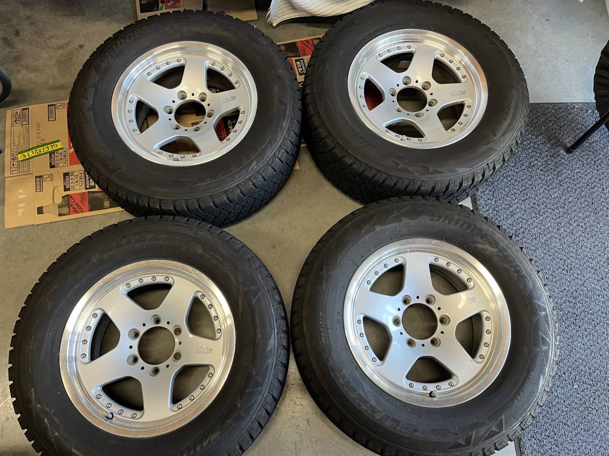 フィアット500純正15インチ+23年製VRX2 185/55R15スタッドレス フィアット500 純正ホイール 185/55R15 4本セット Laufennスタッドレス