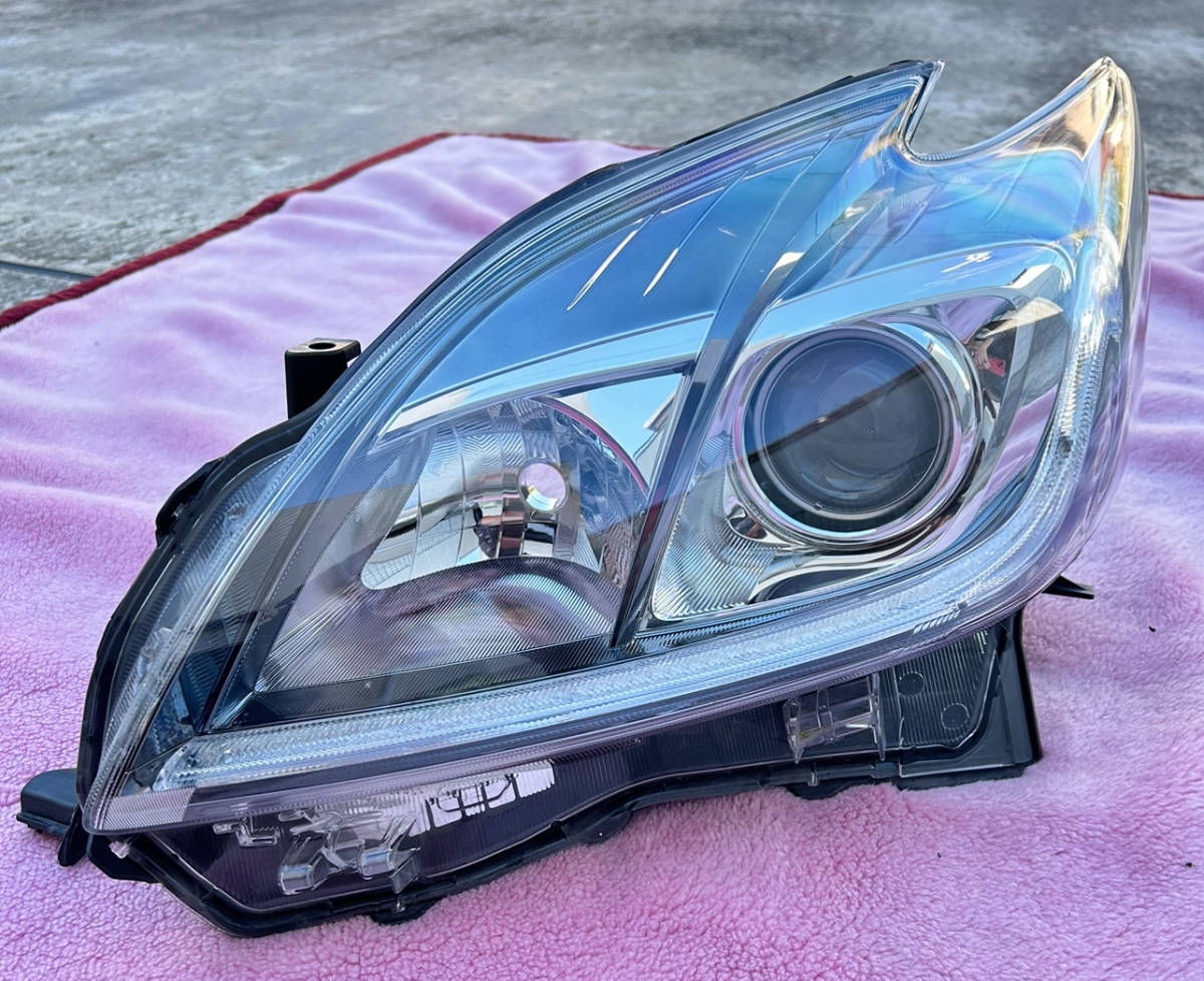  トヨタ純正 ZVW30ZVW35 プリウス 後期 HID ヘッドライト 左側 81185-47411(ヘッドライト)｜売買されたオークション情報、yahooの商品情報をアーカイブ公開 - オークファン トヨタ用