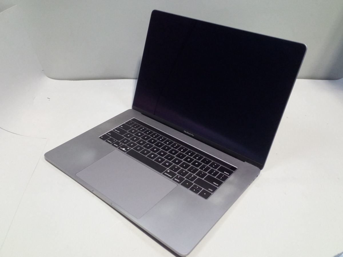 ☆1円スタート☆動作良好 Apple MacBook Pro (15-inch， 2019) Core i9