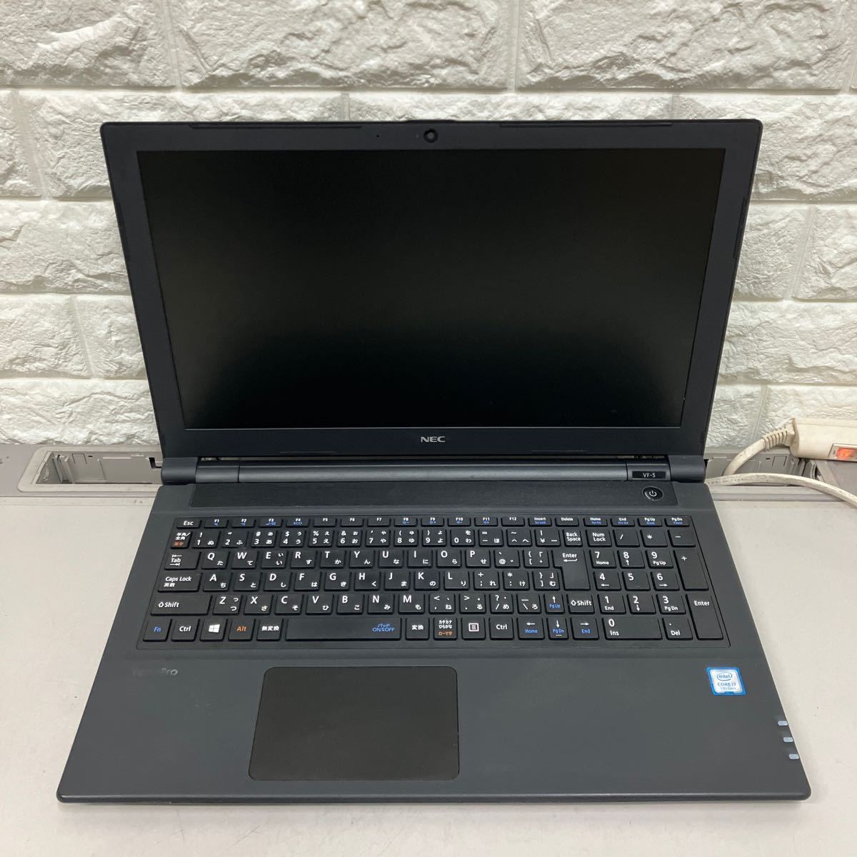 Q152 NEC versapro VF-5 PC-VRV27FB7R3R5 Core i5第7世代 メモリ8GB