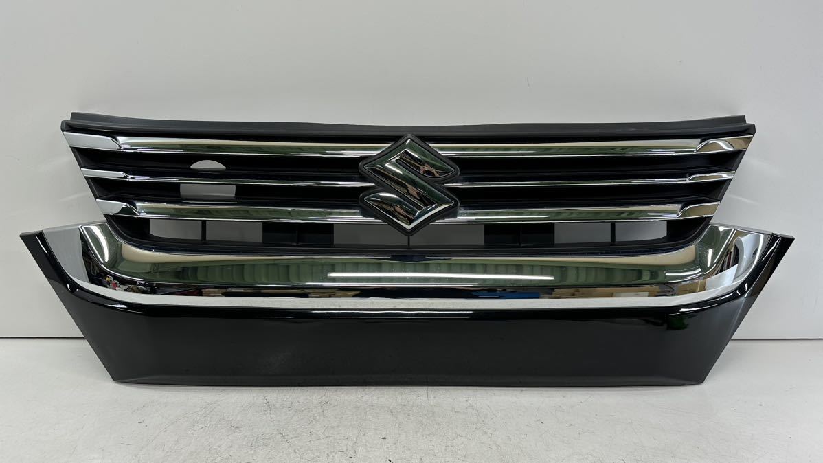 51124 ソリオ MA37S 純正 フロントグリル 71741-83S0 黒メタ×メッキ