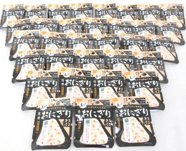 送料300円(税込)■gc118■◎尾西 にぎらずにできる携帯おにぎり 鮭 33点【シンオク】