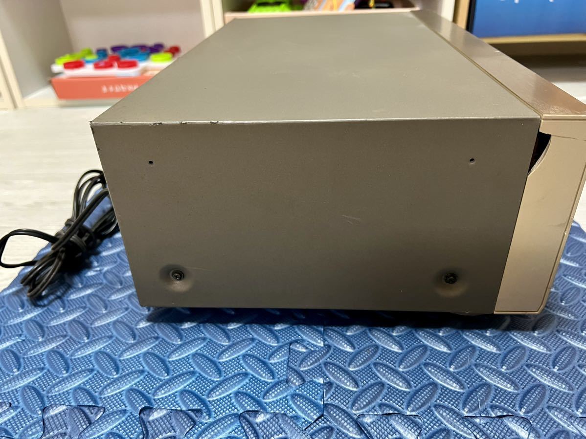 TEAC ステレオ カセット デッキ V-1050 カセットテーププレイヤー TEAC ステレオ カセット デッキ V-1050 カセットテーププレイヤー