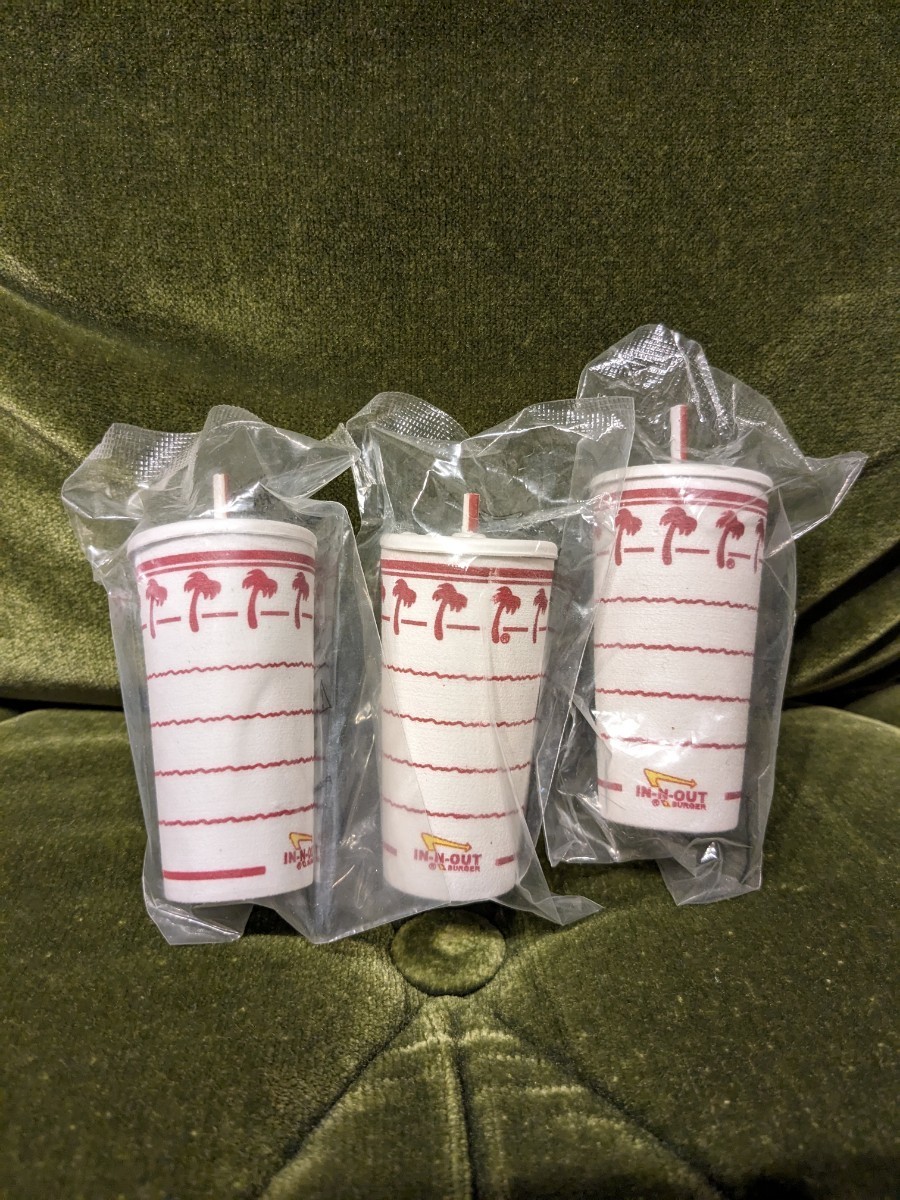 BURGER 廃盤 アンテナトッパー IN-N-OUT - メルカリ | N IN 新品未開封 