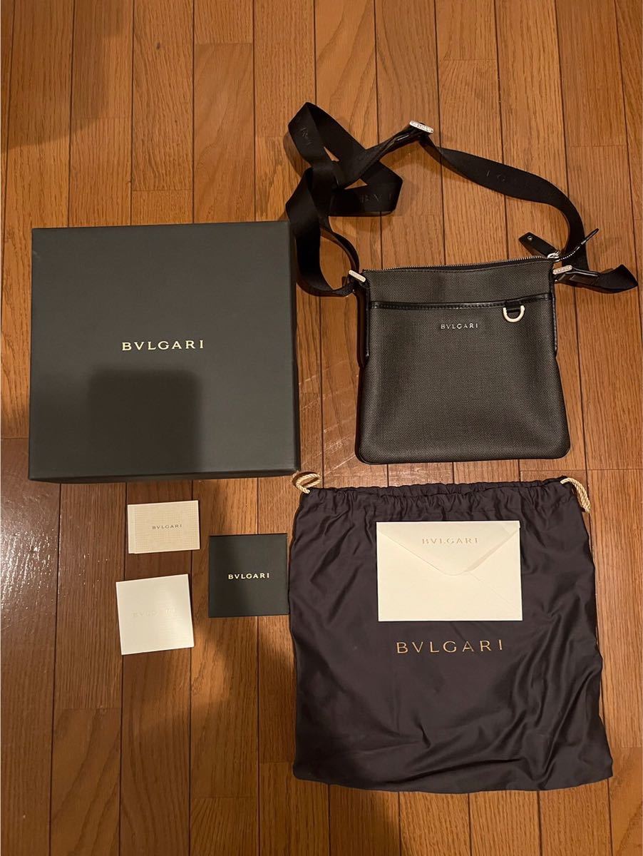3915 BVLGARI ブルガリ ウィークエンド ショルダーバッグ バッグ 皮 レザー ブラック