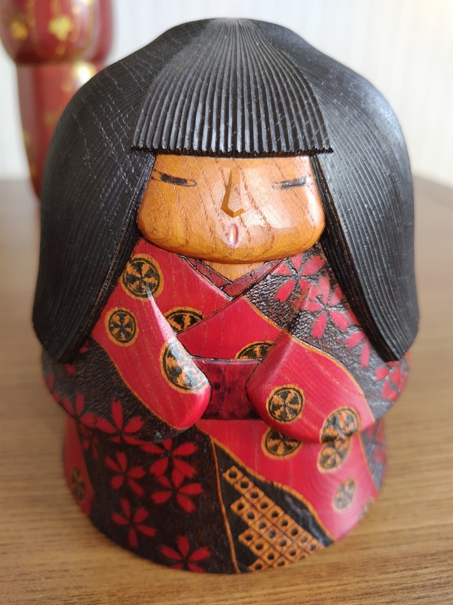 創作こけし 渡辺雄二作 「秋草」 高さ約19㎝ 文部大臣賞受賞作家 近代こけし 創作こけし Yahoo!オークション 「渡辺雄二 こけし」の落札相場・落札