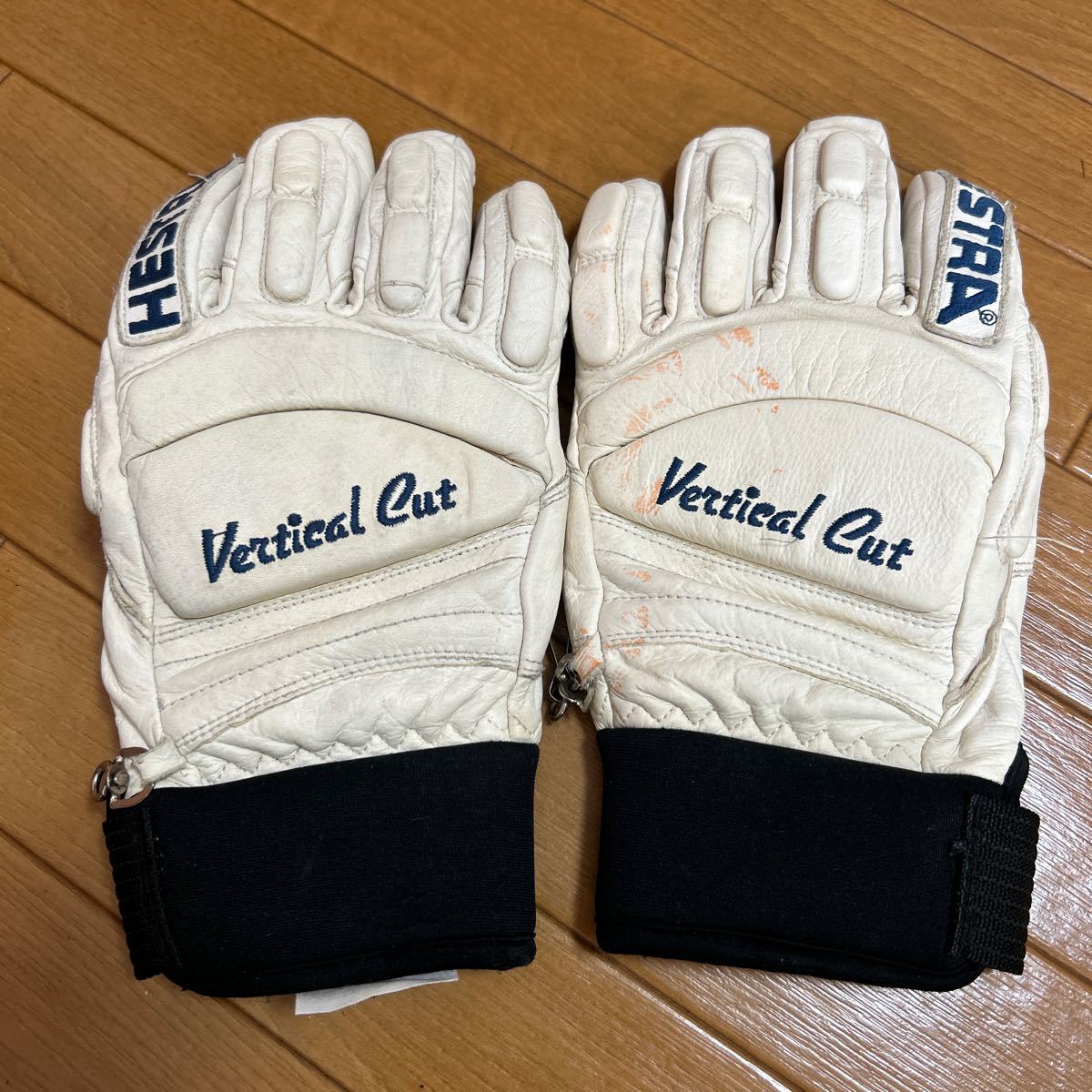 ヘストラ グローブ vertical cut 8.5 ロゴ青 Vertical Cut HESTRA 3