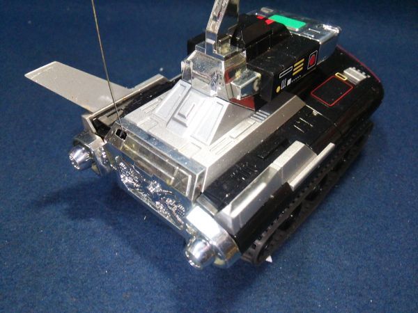 希少❇️宇宙刑事シャリバンシャリンガータンク超合金DXポピニカ 希少❇️宇宙刑事シャリバンシャリンガータンク超合金DXポピニカ